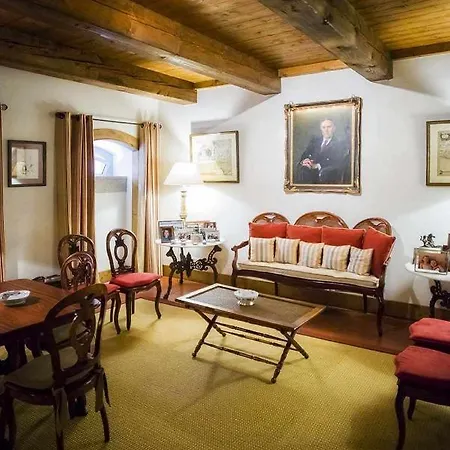 Casa Do Cimo Da